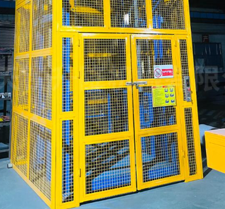 玉林货梯可以安装在室外吗